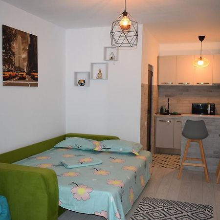 Lili Studio - Saturn Apartment Ngoại thất bức ảnh